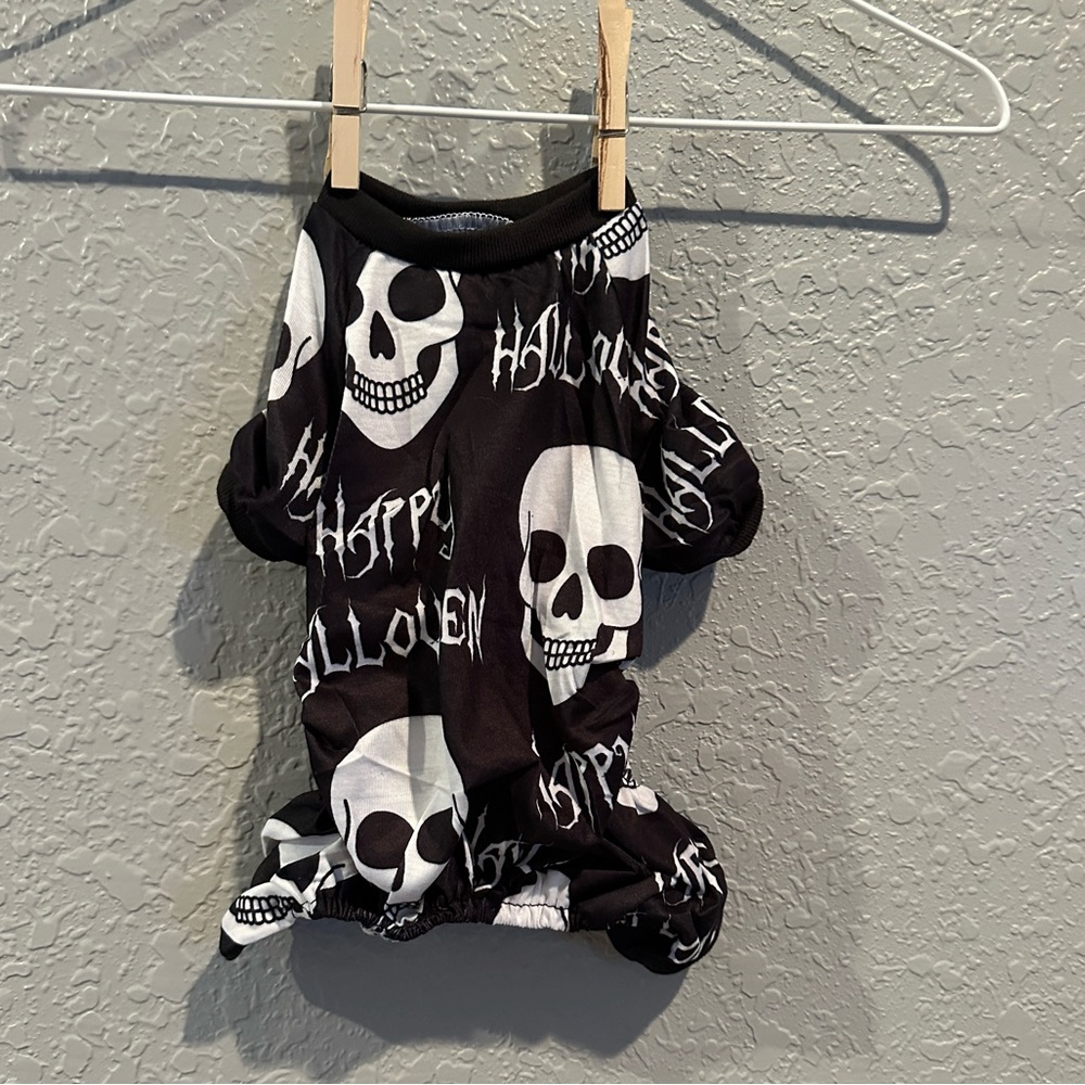 Dog Halloween T Shirt - Size Small